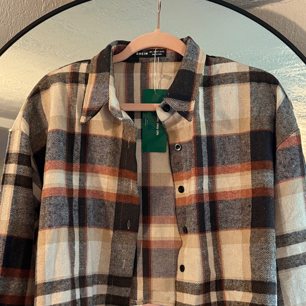 SHEIN Multicolor Plaid Cropped Shirt